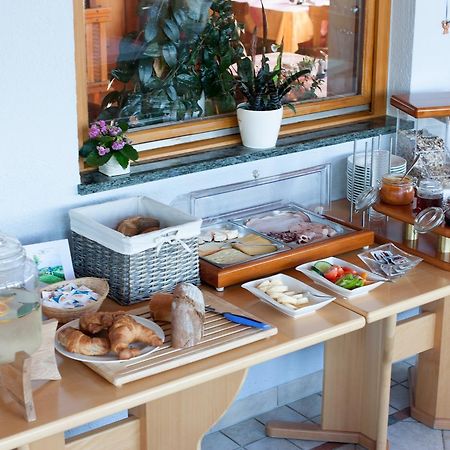 Gasthof Pension Zoller Βόλφσμπεργκ Εξωτερικό φωτογραφία